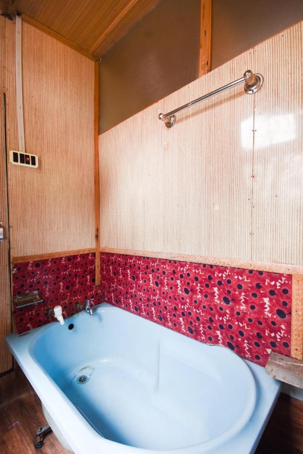 Oyo 66637 Merlin Group Of Houseboats Hotel Srinagar  Bagian luar foto