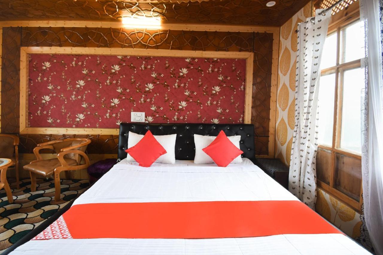 Oyo 66637 Merlin Group Of Houseboats Hotel Srinagar  Bagian luar foto